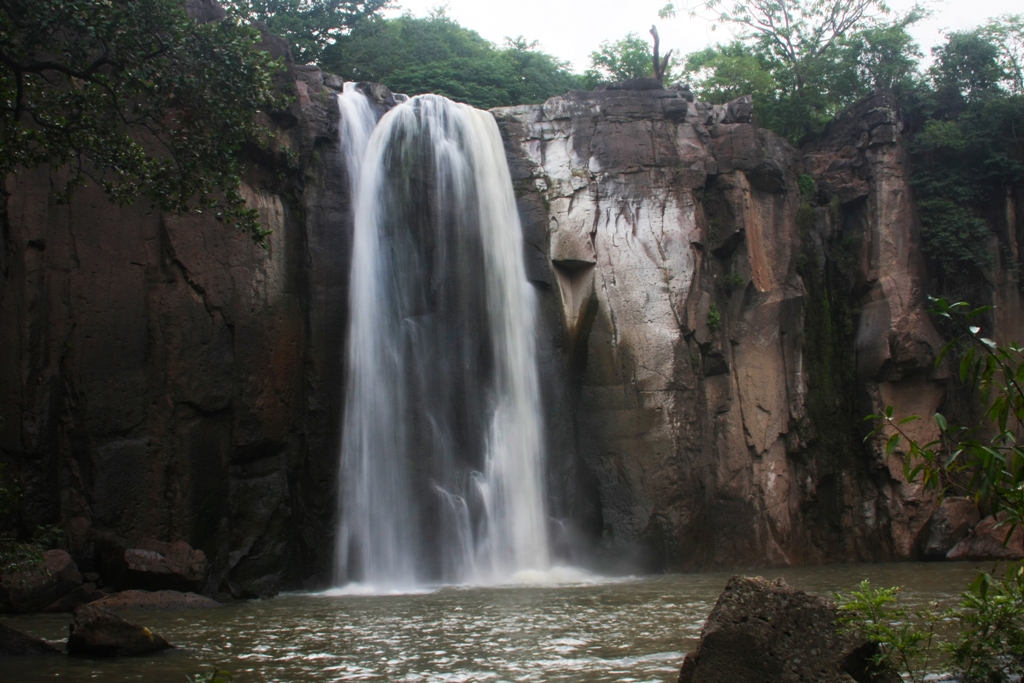 cascada salto de la culebra carazo